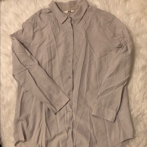 Uniqlo Light Gray Button-Up Shirt - Picture 1 of 7